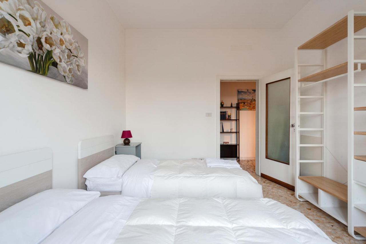 Bright&Cozy C5 Fiera Apartment Bologna Eksteriør bilde